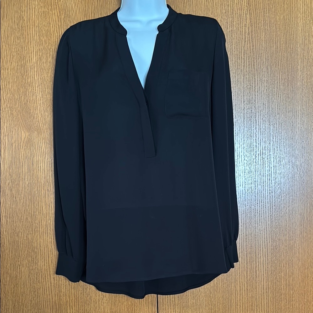 Vince 100% Silk Black Women's Top